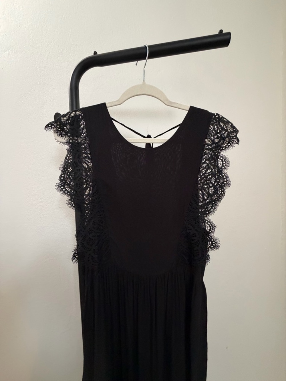 Valija Gitana Black Midi Dress with Lace Cap Sleeves